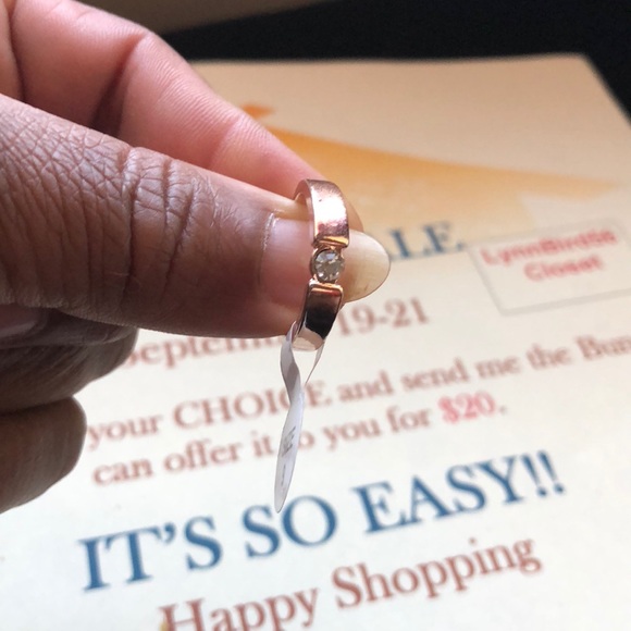 L❤️❤️New Ring - Picture 3 of 3